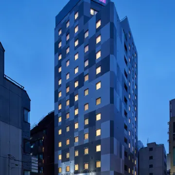 ذا بي شيمباشي Hotels near محطة تورانومون