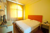 Zhongxiang Business Hotel