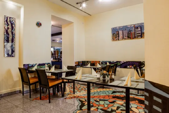 Grand Hotel Downtown