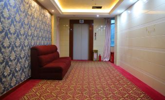 Shenzhen Minglaifa Hotel (Longgang Ailian Subway Station)