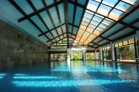 PUER MEI ZI LAKE HOTEL & RESORTS - Luxury