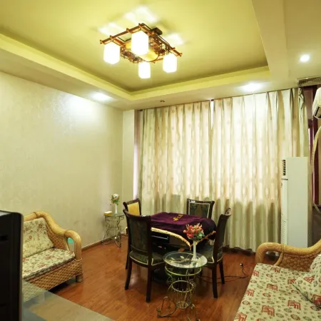 Huazang Hotel