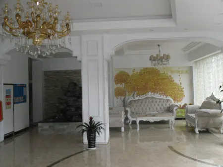 Yunhe Brilliant Business Hotel Отели рядом с достопримечательностью «Changting Beach»