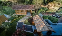Wuyishan Six Shang · Waterfront Mountains and Beautiful Stays