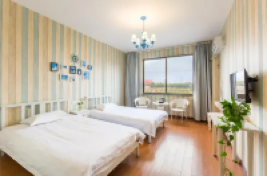 Banxia Inn (Hengdian Mingqing West Road)