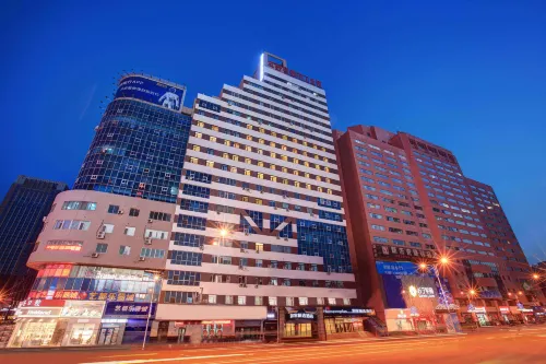 Homeinn Plus Hotel (Shenyang Sanhao Street Shengjing Hospital)