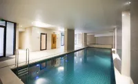 Mantra Sierra Grand - Pools