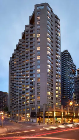 Delta Hotels Montreal Отели рядом с достопримечательностью «Университет Макгилла»