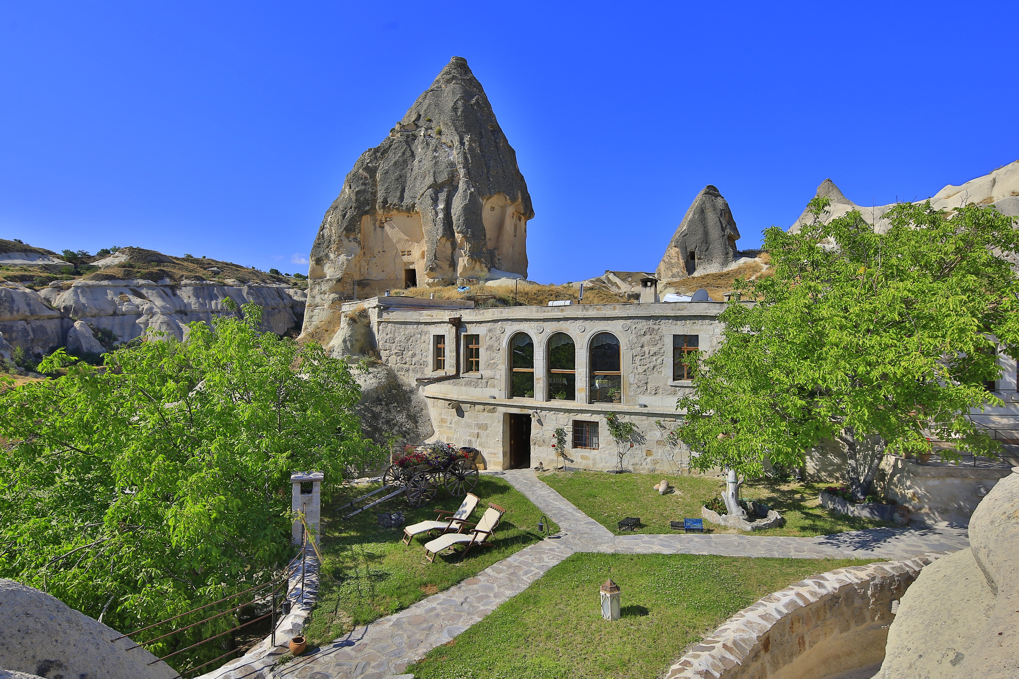 Traveller＇s Cave Hotel