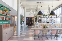Citadines Connect Sydney Airport - breakfast