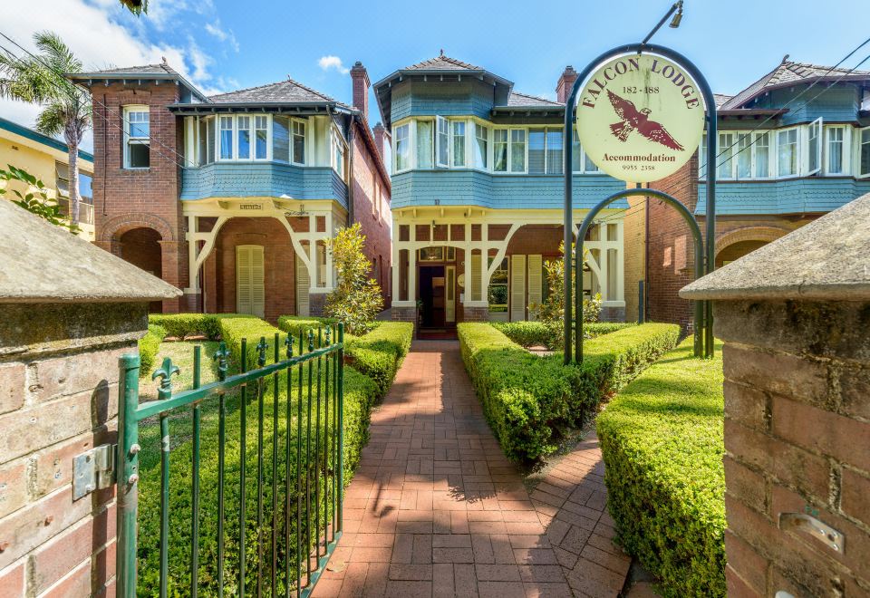 Falcon Lodge Sydney, 2024