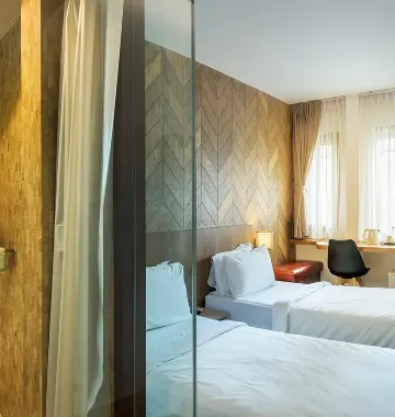 Superior Double King