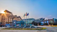 Hotels in Yuquan Bay Các khách sạn gần Guest-Greeting Square