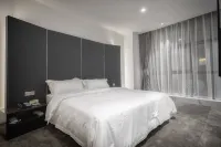 Ching Hotel Отели рядом с достопримечательностью «Халунская коммерческая площадь»