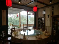 Hantang Xiangfu Traditional Culture Theme Guesthouse - parking
