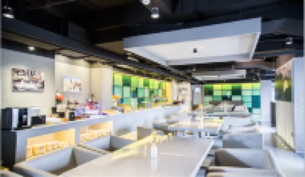 จินเจียง อินน์ ซีเล็ค ส้าวซิง เจียฟ่าง นอร์ท โร้ด 4 เอส