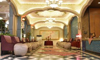 Eram Grand Hotel