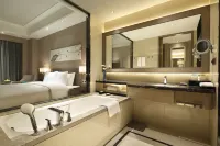 Wanda Realm Hotels in Siping