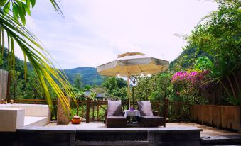 Rehai Hot Spring Resort · Yangshengge