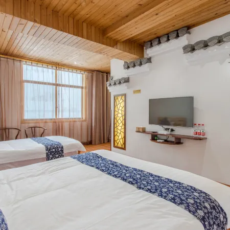 Yuliang Old Town Inn