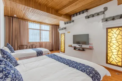 Yuliang Old Town Inn