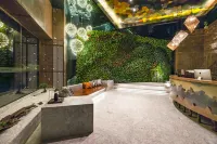 Yihui Hotel