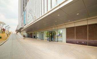 Changchun Yunli Literature and Art Hotel (Lvyuan Wuyue Plaza)