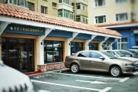 Yake Town Holiday Hotel - Bãi đậu xe