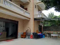 Fangchenggang Dolphin Bay Resort B&B (Qishazhen Lushan Ancient Fishing Village) Hotels in Leshan Ancient Fishing Village