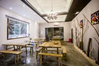 Lajia Inn (Zhijindong)