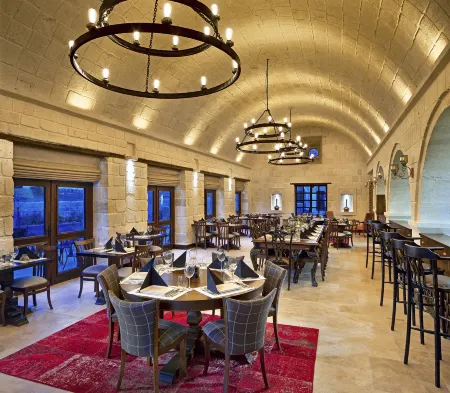 Seraphim Cave Hotel and Spa Cappadocia Отели в г. Karlik Koyu
