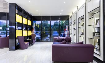 Lavande Hotel (Nanchang Xinjian Wuyue Square Qianhu University Town)