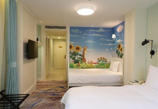 메트로폴로 진장 호텔