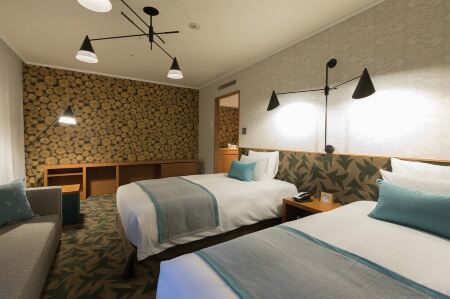 Karuizawa Prince Hotel East Отели рядом с достопримечательностью «しなの鉄道軽井沢駅 旧駅舎口»