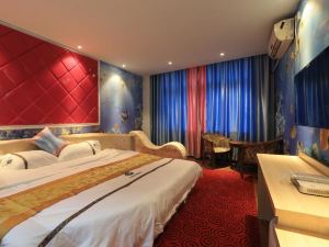 Mengshan Wufu Theme Hotel