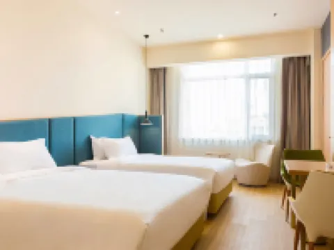 葡萄酒店（營口月亮湖公園店） 營口酒店