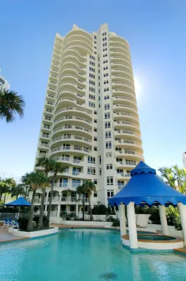 Moroccan Resort - HR Surfers Paradise