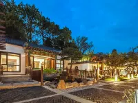 Floral Hotel · Plum Garden Mount Tai hotel Hotels near Pu Zhao Temple