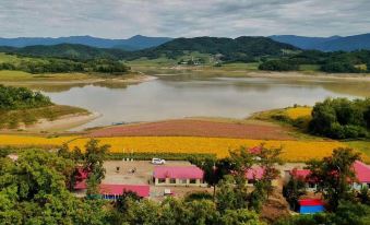 Luohe Chashuling Xiankeju Mountain Villa