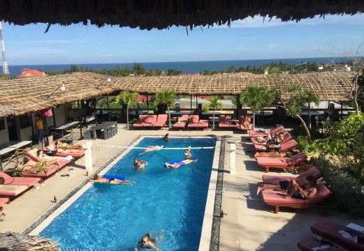 5. 무이네 힐스 백..