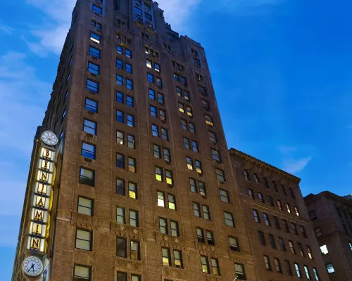 The Benjamin Royal Sonesta New York Отели рядом с достопримечательностью «Фрик-коллекшн»