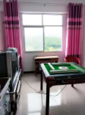 Dabie Mountain Lingyun Hotel