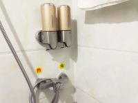 梦之屋酒店公寓(成都东站店) - 特惠公卫单间