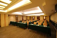Sunshine Holiday Hotel