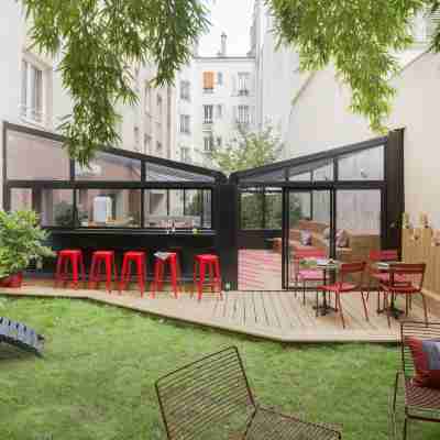 Hôtel Izzy Hotel Exterior