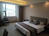 云和华威国际大酒店 - 高级大床房