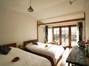 Yun Shang Wu Tian Guesthouse