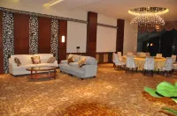 Xueyehu Holiday Hotel