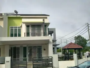 Homestay Mama d'Chandan