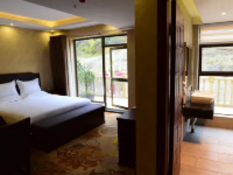 Xiangla Dongji Hotel Hotels in Zamthang